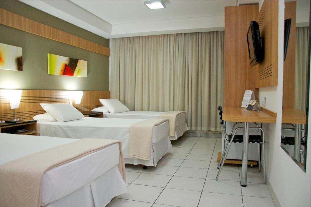 Delcas Hotel Cuiabá Zimmer foto